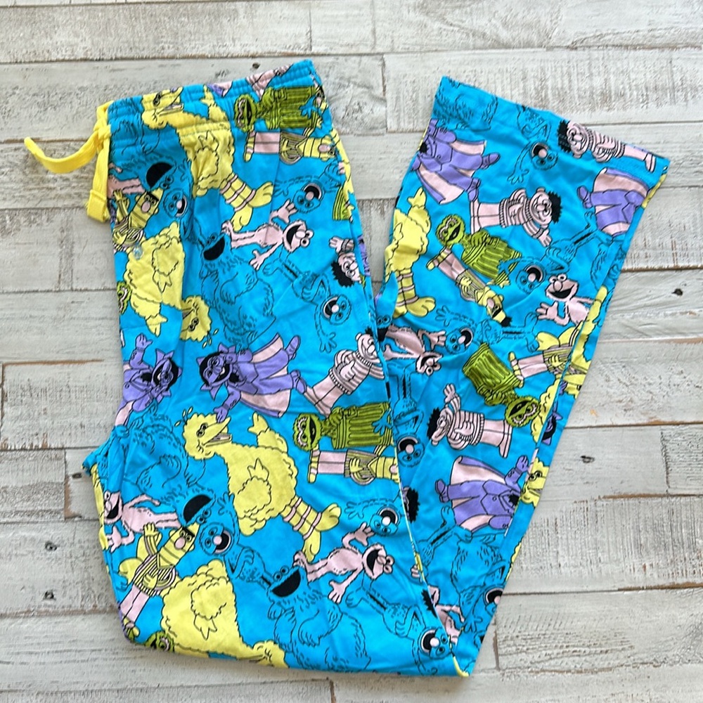 Men’s Sesame Street Sleep Pants NWT